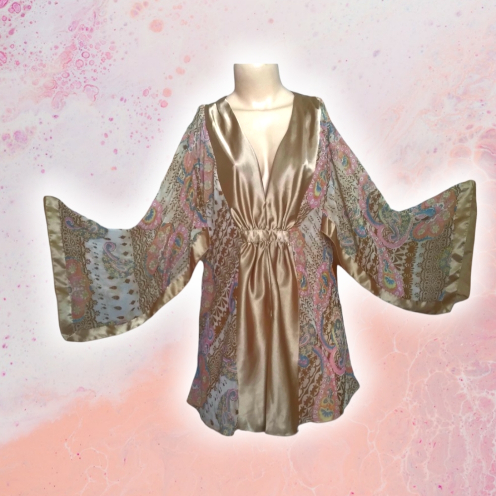 Simply Irresistible Champagne Kimono/Tunic Size L Paisley Blue&Pink Floral Satin